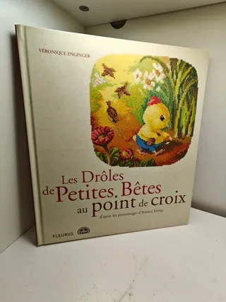 Les drôles de Petites bêtes au point de croix